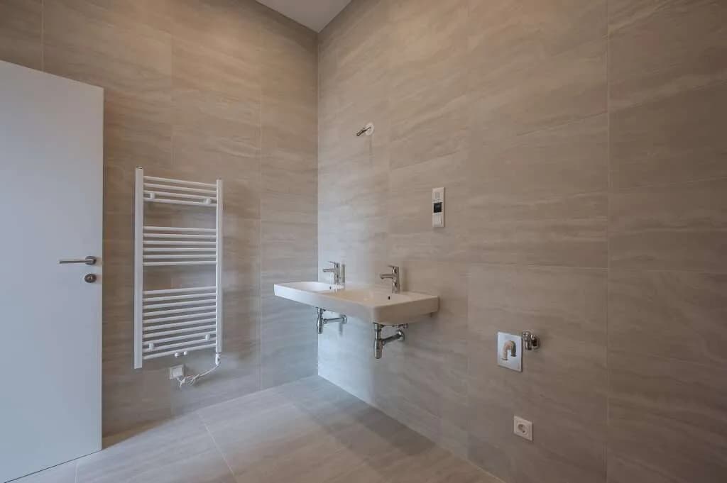 4-Zimmer-Wohnung mieten in Wien – 129,96 m², € 2.799 – Bild 12 von 25