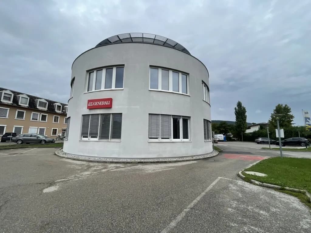 5-Zimmer-Gewerbeimmobilie mieten in Baden – 120 m², € 1.781 – Bild 2 von 17