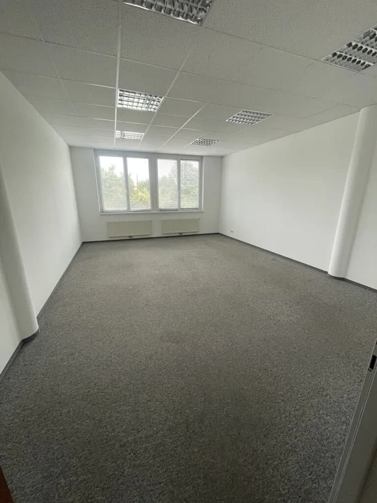 5-Zimmer-Gewerbeimmobilie mieten in Baden – 120 m², € 1.781 – Bild 8 von 17