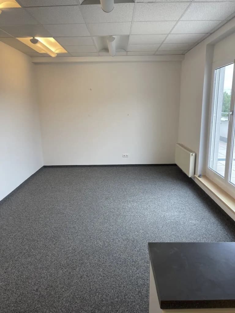 5-Zimmer-Gewerbeimmobilie mieten in Baden – 120 m², € 1.781 – Bild 12 von 17