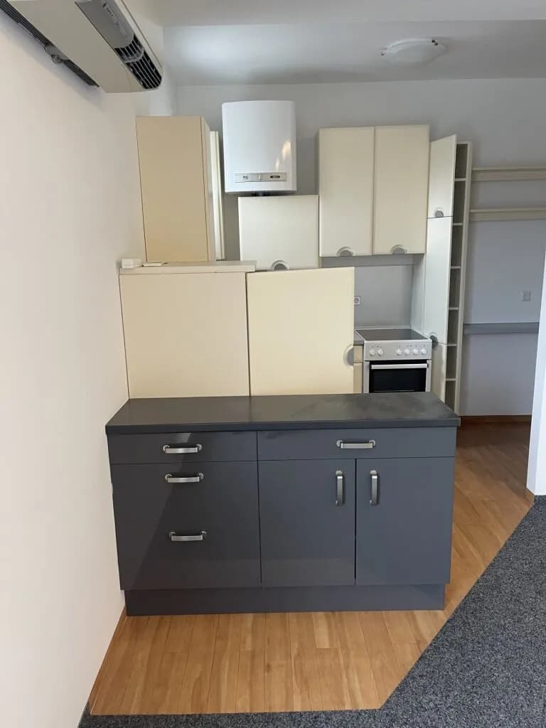 5-Zimmer-Gewerbeimmobilie mieten in Baden – 120 m², € 1.781 – Bild 13 von 17