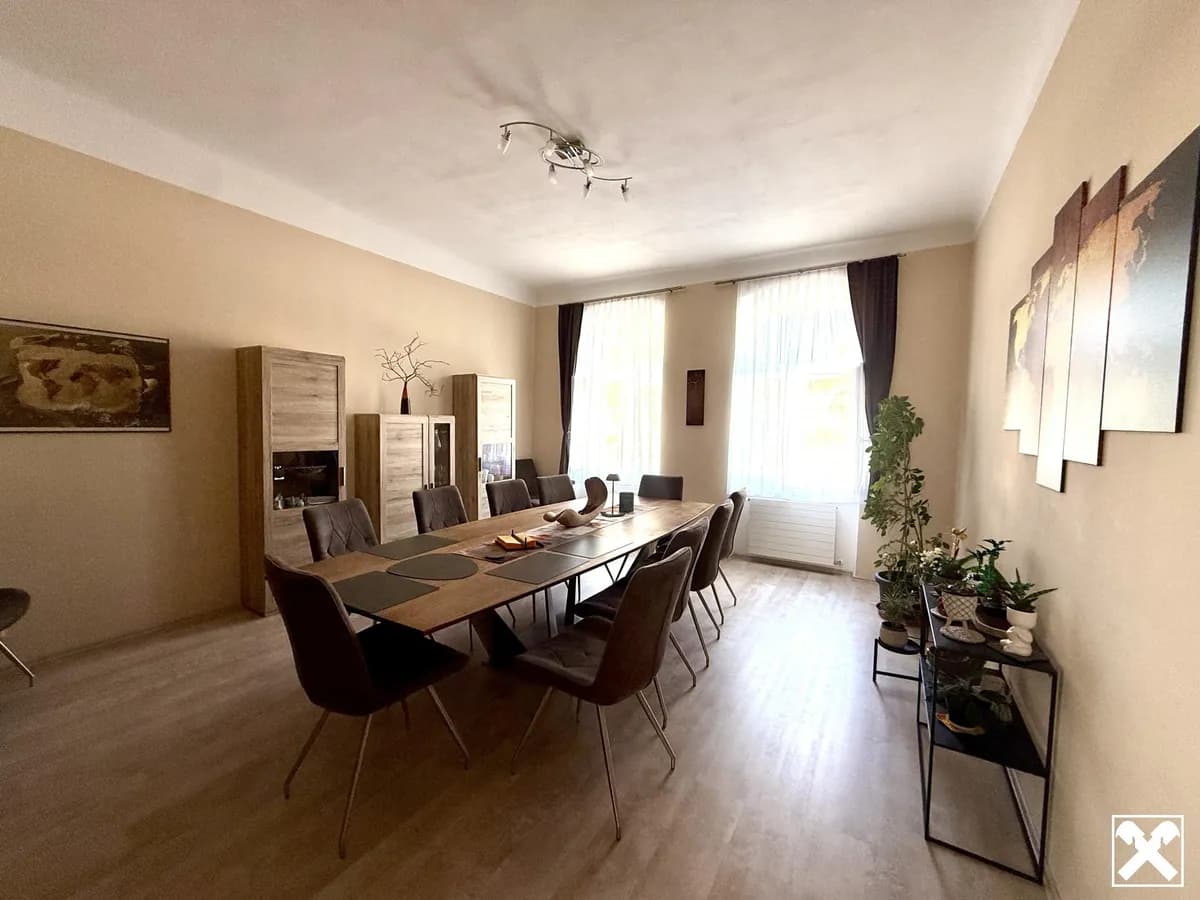 8-Zimmer-Haus kaufen in Hollabrunn – 201 m², € 649.000 – Bild 4 von 23