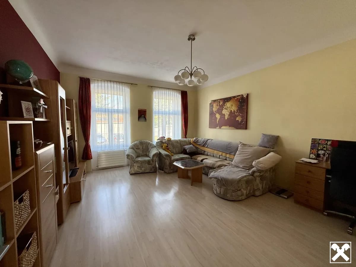 8-Zimmer-Haus kaufen in Hollabrunn – 201 m², € 649.000 – Bild 5 von 23