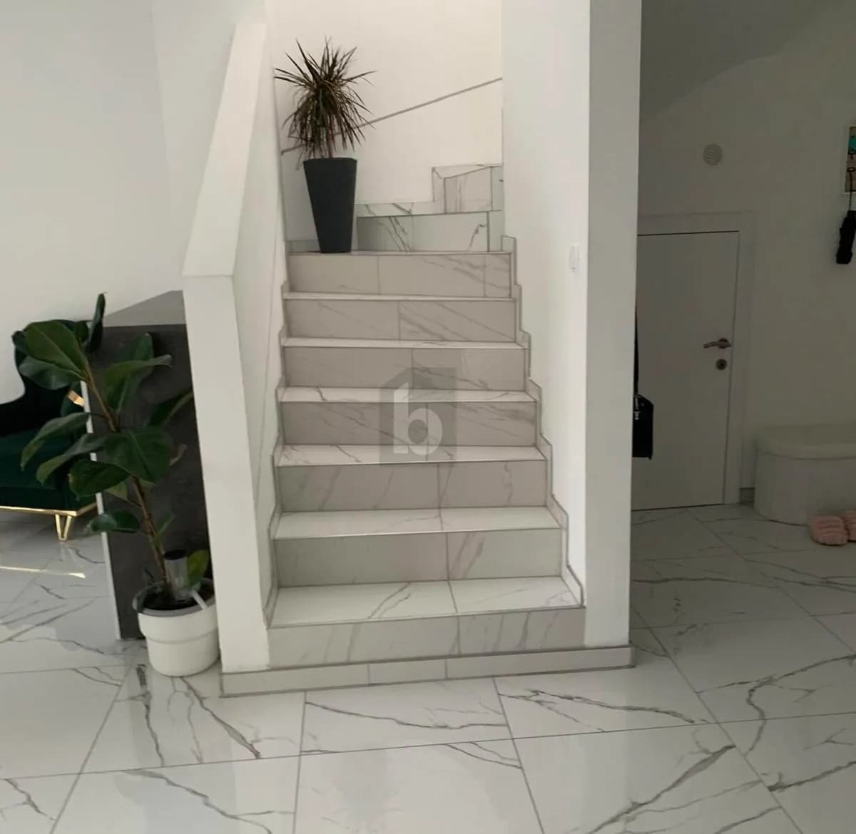 11-Zimmer-Gewerbeimmobilie kaufen in Amstetten – 376 m², € 1.050.000 – Bild 4 von 6