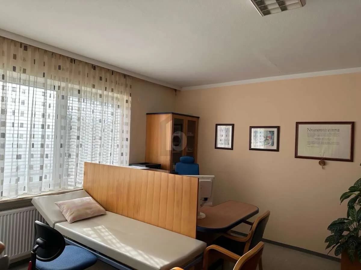 Gewerbeimmobilie mieten in Perg – 120 m²