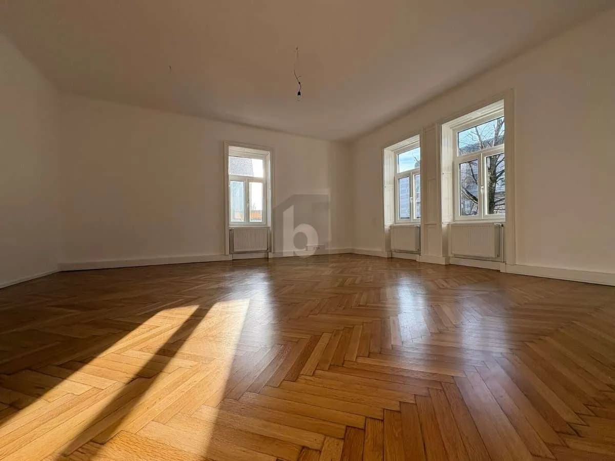 7-Zimmer-Gewerbeimmobilie mieten in Steyr – 158 m², € 1.774