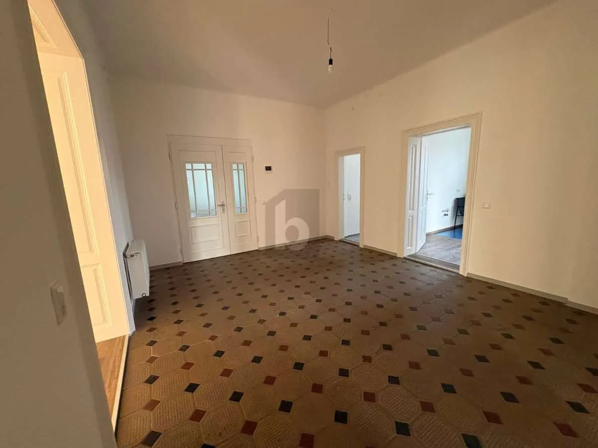 7-Zimmer-Gewerbeimmobilie mieten in Steyr – 158 m², € 1.774 – Bild 5 von 6