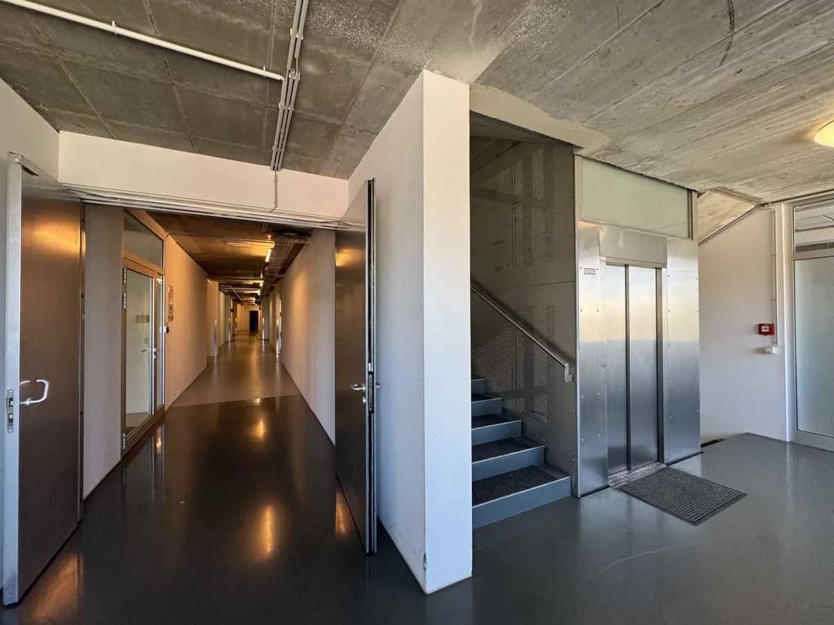 Gewerbeimmobilie mieten in Wien – 244 m², € 15 – Bild 7 von 18