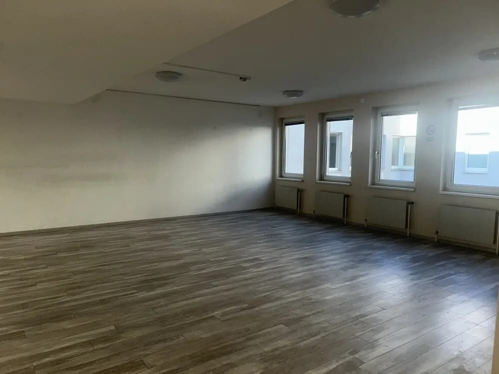 Gewerbeimmobilie mieten in Wien – 423 m² – Bild 2 von 12