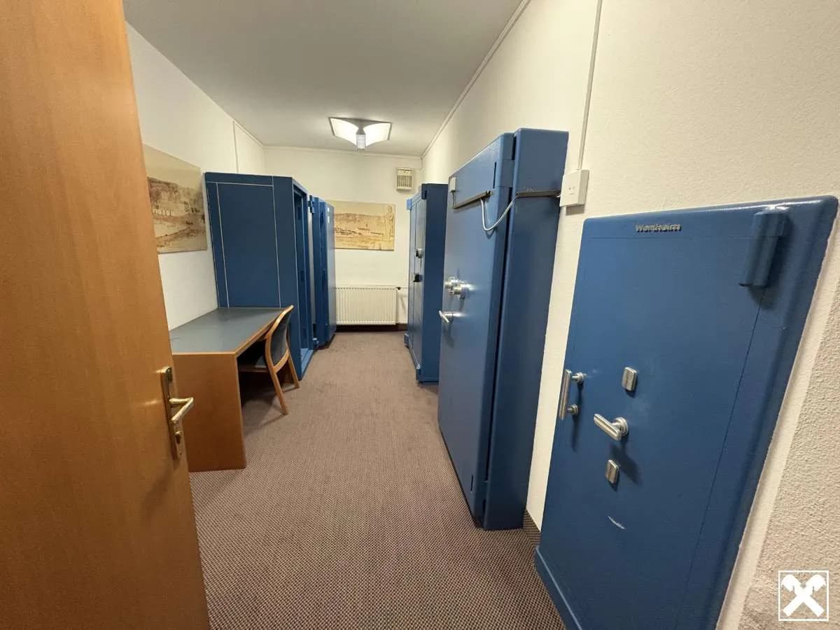 13-Zimmer-Haus kaufen in Tulln – 540,51 m², € 1.750.000 – Bild 12 von 16