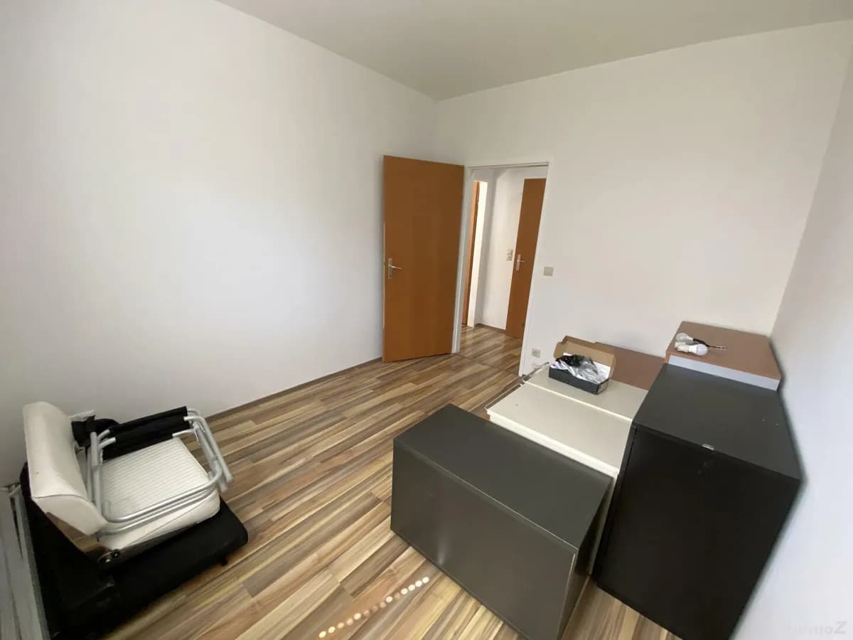 4-Zimmer-Gewerbeimmobilie mieten in Graz – 75 m², € 800 – Bild 13 von 19