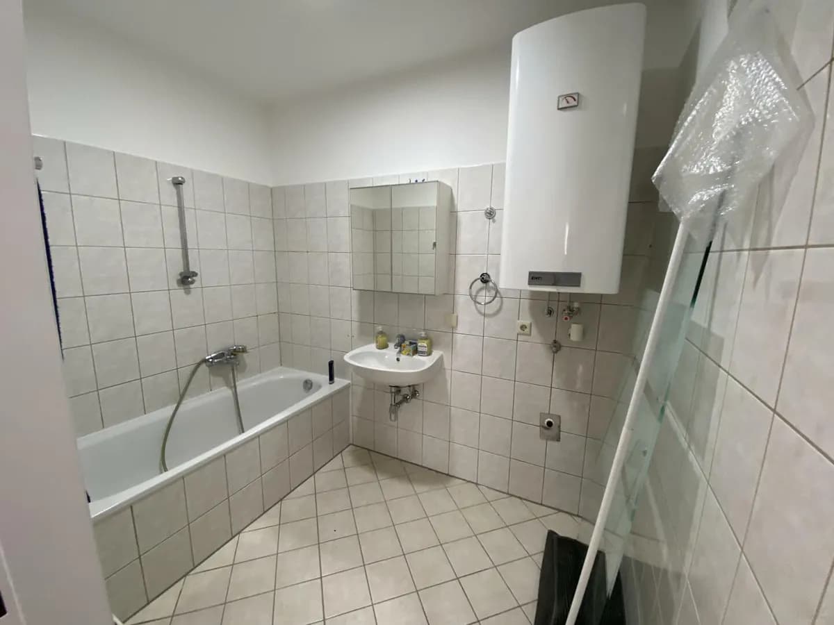 4-Zimmer-Gewerbeimmobilie mieten in Graz – 75 m², € 800 – Bild 15 von 19