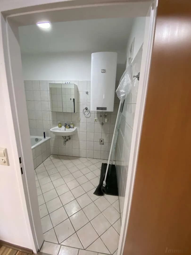 4-Zimmer-Gewerbeimmobilie mieten in Graz – 75 m², € 800 – Bild 16 von 19