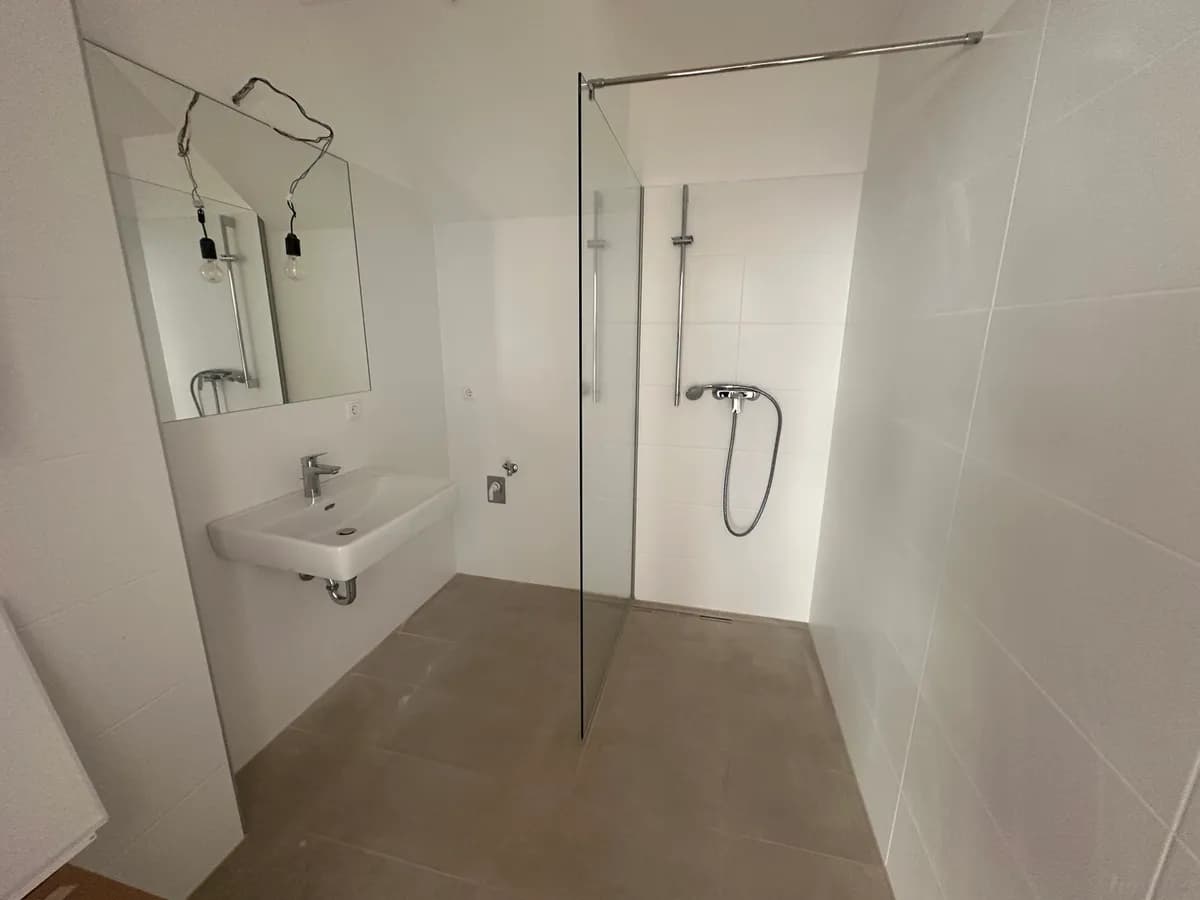 2-Zimmer-Immobilie mieten in Graz – 84,84 m², € 1.661 – Bild 6 von 11