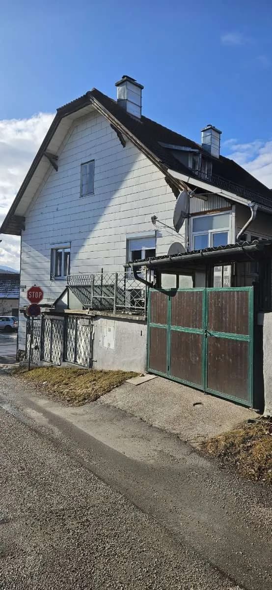 5-Zimmer-Haus kaufen in Neunkirchen – 160 m², € 315.000 – Bild 2 von 51