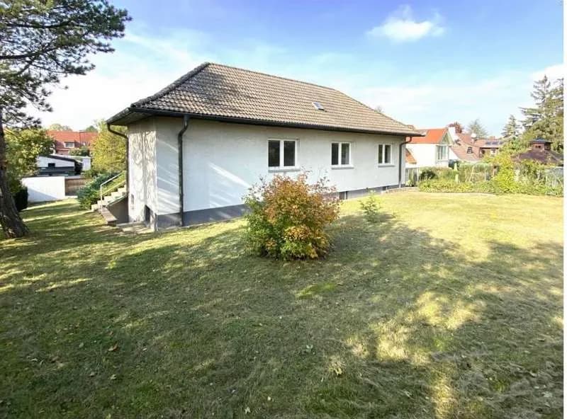 9-Zimmer-Haus mieten in Wien – 300 m², € 2.850 – Bild 4 von 10