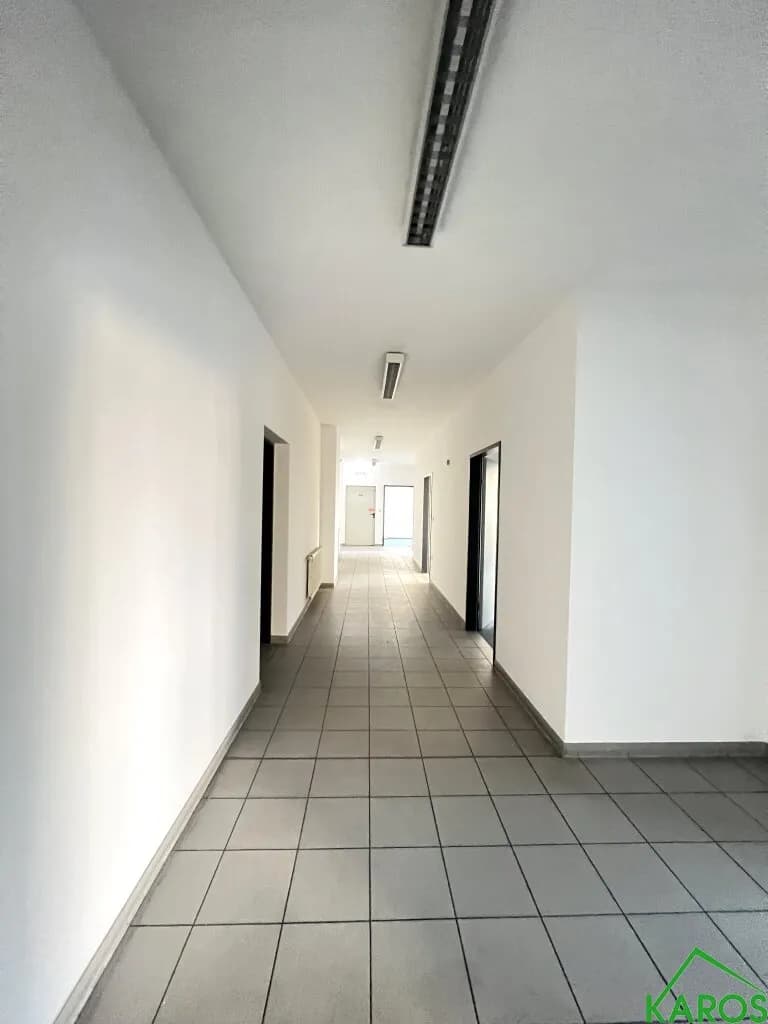 6-Zimmer-Gewerbeimmobilie mieten in Wien – 256 m², € 1.664 – Bild 18 von 27