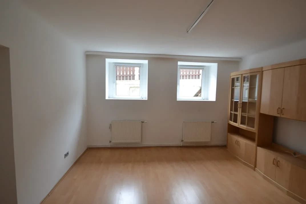 2-Zimmer-Wohnung mieten in Baden – 64 m², € 588 – Bild 4 von 10