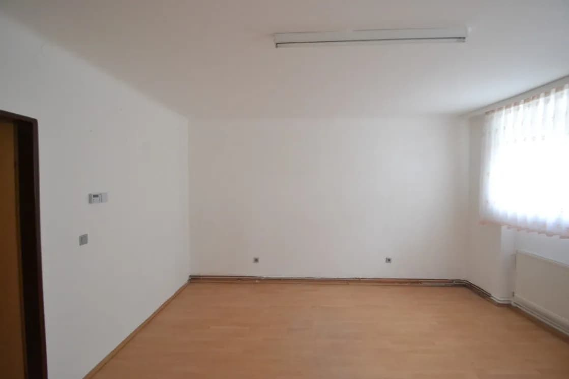 2-Zimmer-Wohnung mieten in Baden – 64 m², € 588 – Bild 6 von 10