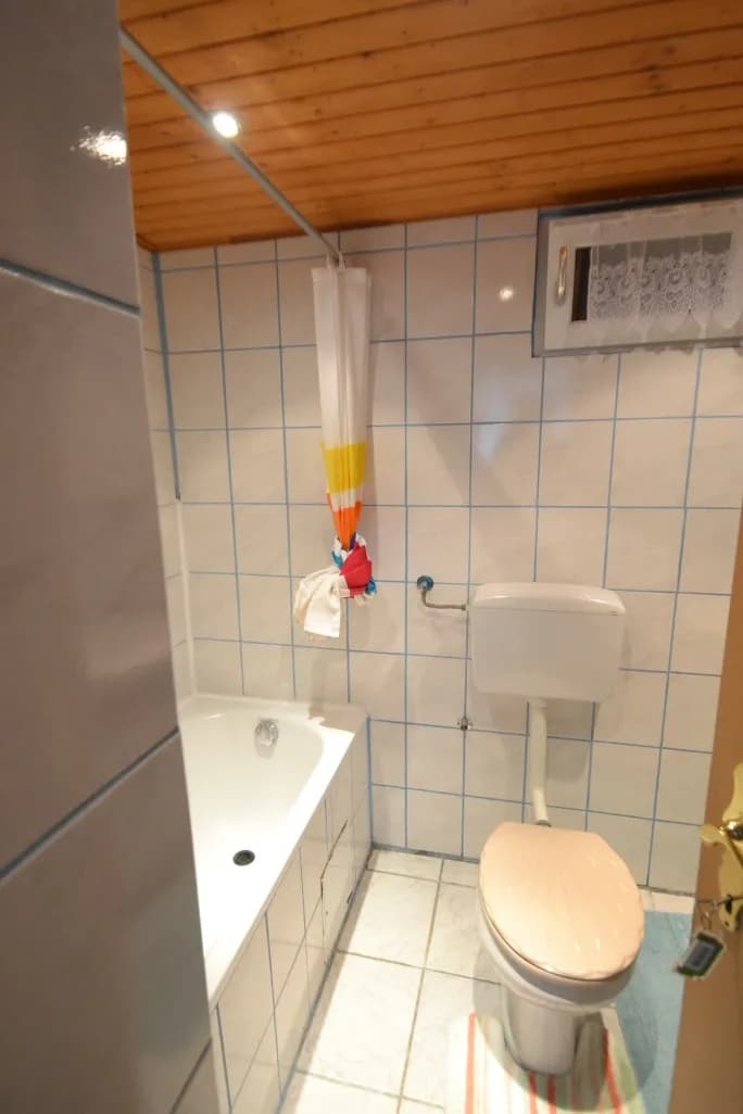 2-Zimmer-Wohnung mieten in Baden – 64 m², € 588 – Bild 9 von 10