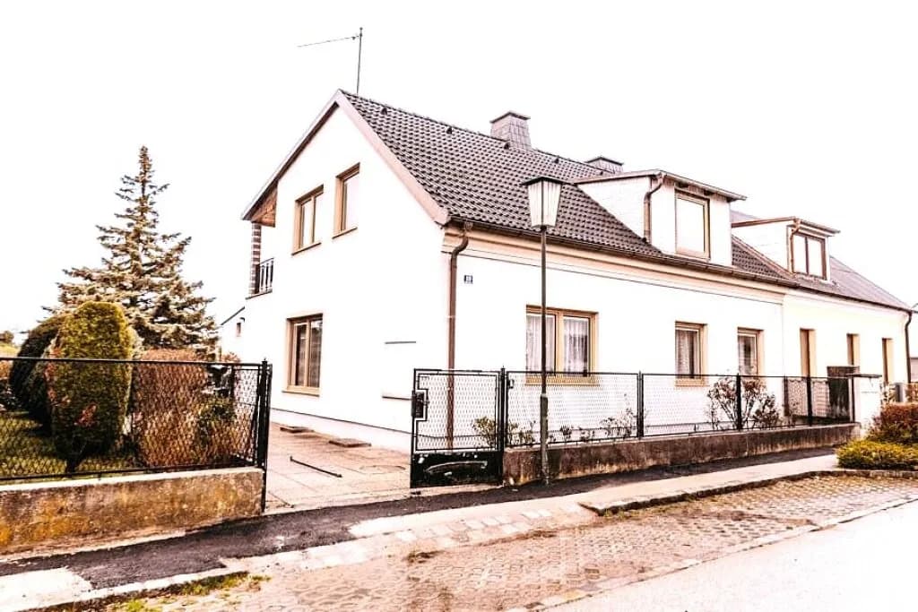 6-Zimmer-Haus kaufen in Baden – 182 m², € 490.000
