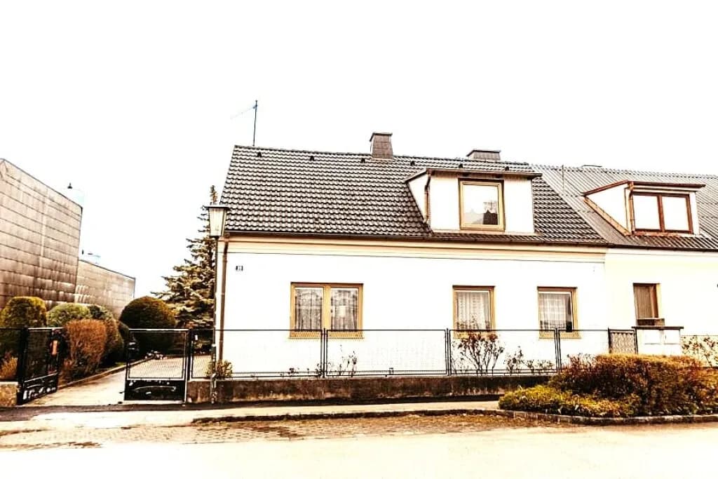 6-Zimmer-Haus kaufen in Baden – 182 m², € 490.000 – Bild 2 von 39