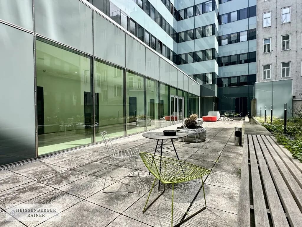 11-Zimmer-Gewerbeimmobilie mieten in Wien – 583 m², € 10.424 – Bild 12 von 17