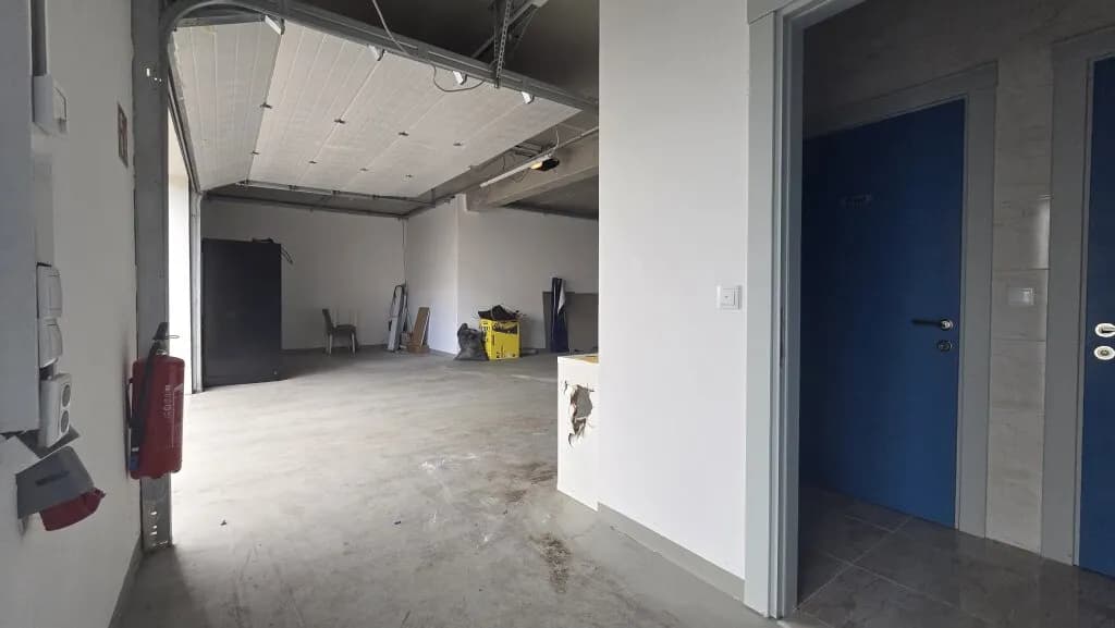 1-Zimmer-Gewerbeimmobilie mieten in Korneuburg – 133 m², € 1.655 – Bild 6 von 10