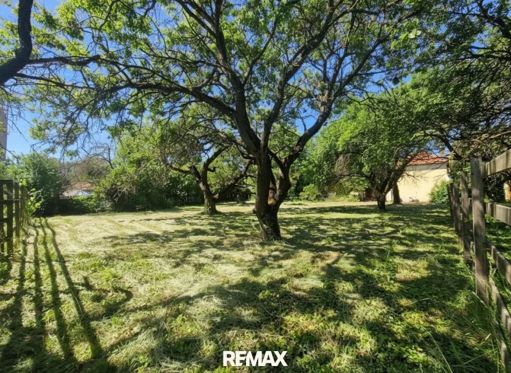 Immobilie kaufen in Baden – 657 m², € 290.000