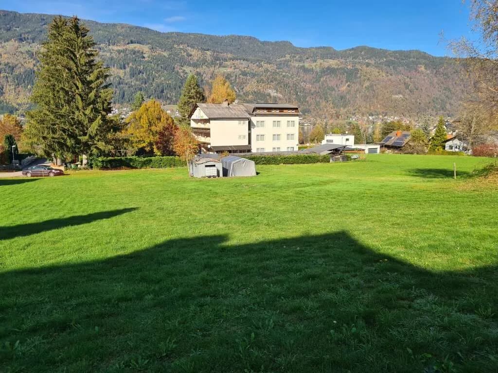 Grundstück kaufen in Feldkirchen – 1 783 m², € 499.500 – Bild 2 von 2