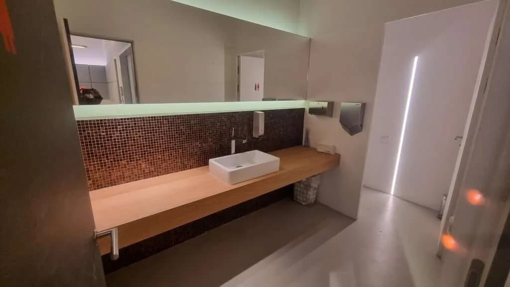Gewerbeimmobilie mieten in Wien – 200 m², € 3.865 – Bild 7 von 7