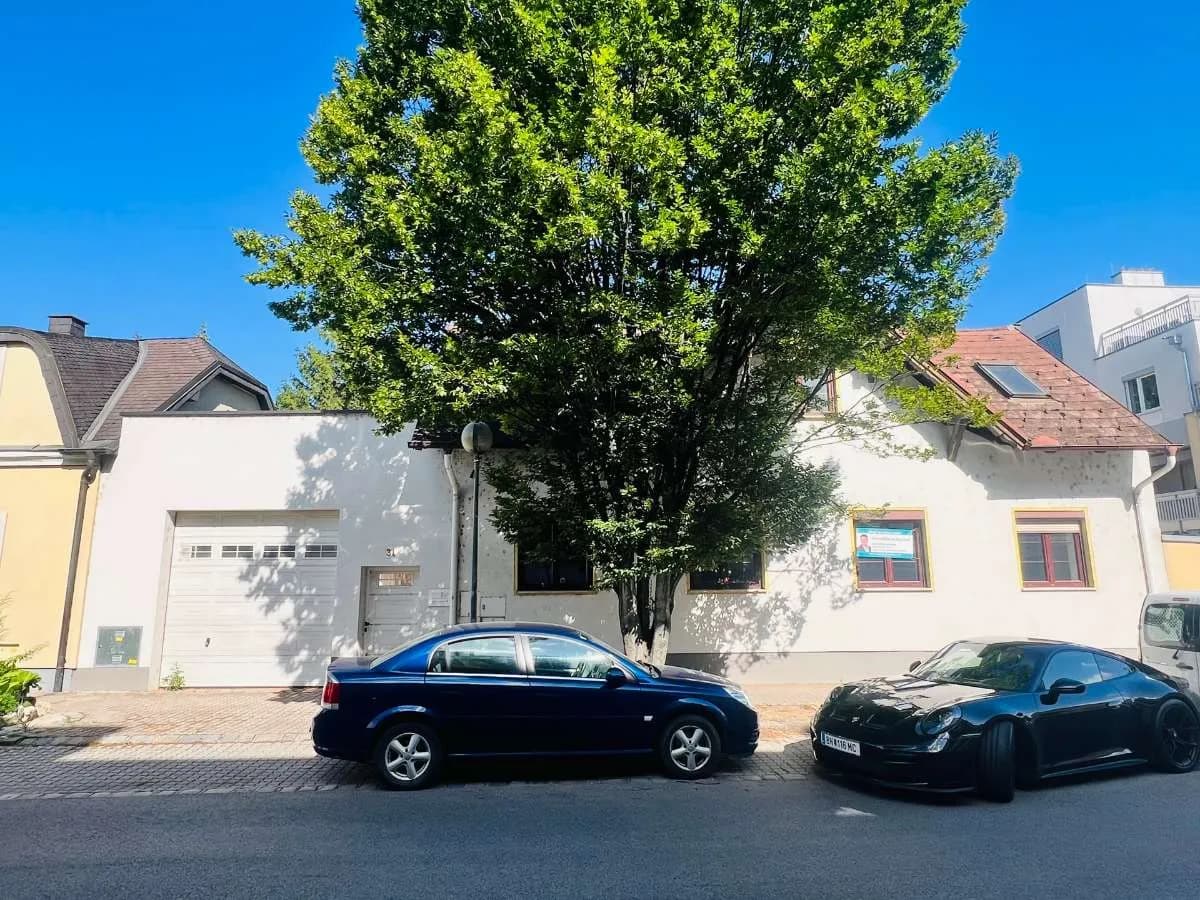 Grundstück kaufen in Baden – 1 210 m², € 975.000