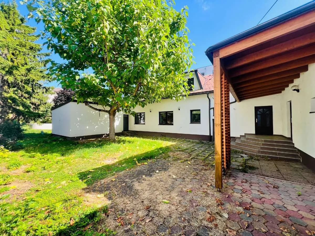 Grundstück kaufen in Baden – 1 210 m², € 975.000 – Bild 2 von 35