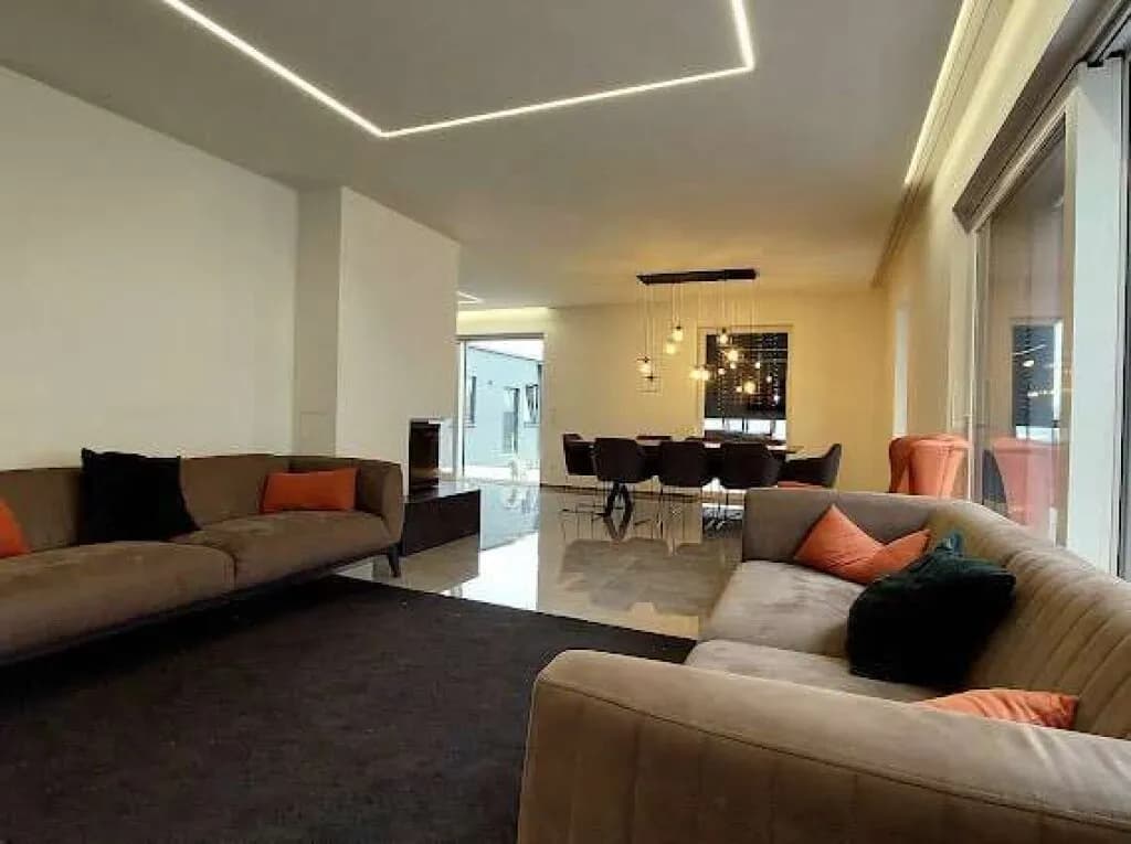5-Zimmer-Haus kaufen in Perg – 187 m², € 650.000 – Bild 3 von 18