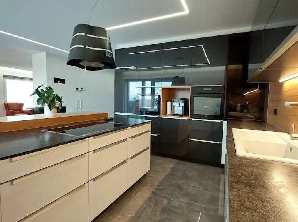5-Zimmer-Haus kaufen in Perg – 187 m², € 650.000 – Bild 9 von 18