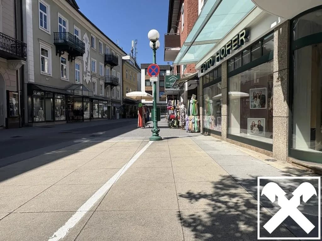 1-Zimmer-Immobilie mieten in Gmunden – € 1.083 – Bild 2 von 4