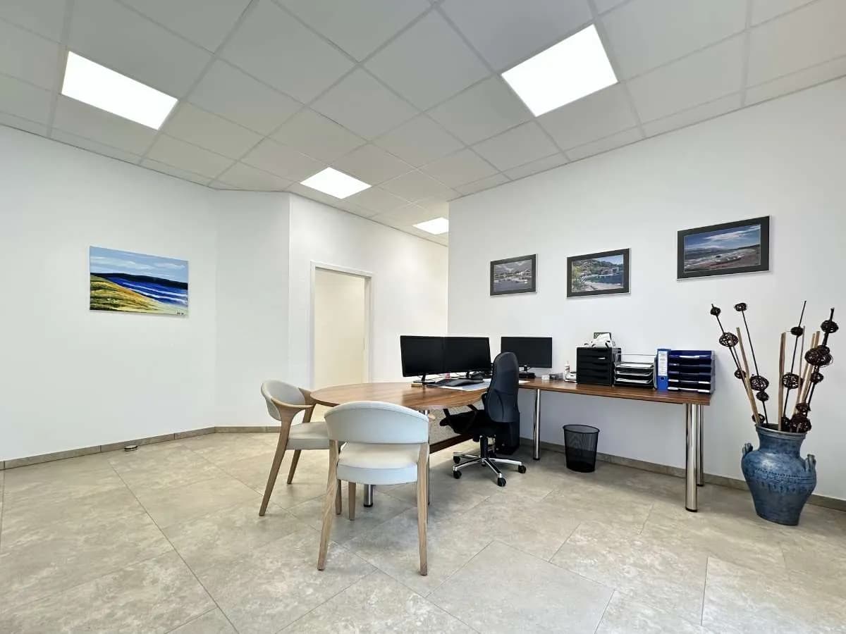 3-Zimmer-Gewerbeimmobilie kaufen in Steyr – 75 m², € 195.000 – Bild 2 von 19