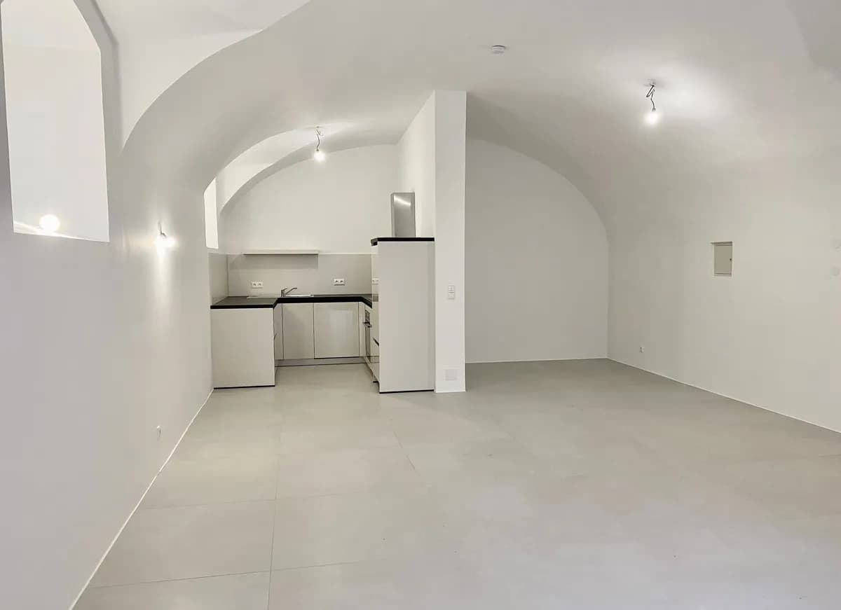 2-Zimmer-Wohnung mieten in Steyr – 77 m², € 939 – Bild 2 von 11