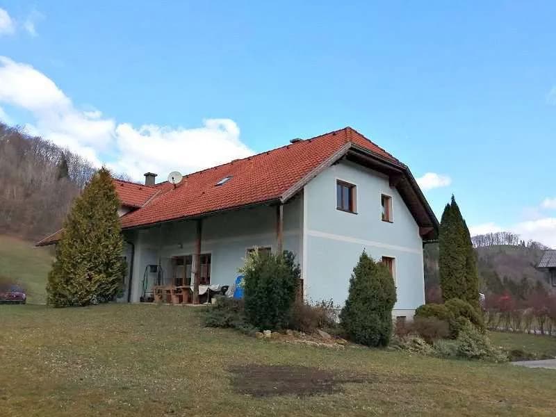 3-Zimmer-Wohnung mieten in Sankt Pölten Land – 70 m², € 499 – Bild 1 von 11