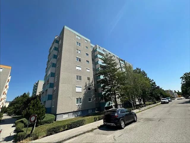 3-Zimmer-Wohnung kaufen in Baden – 76 m², € 199.000 – Bild 1 von 19