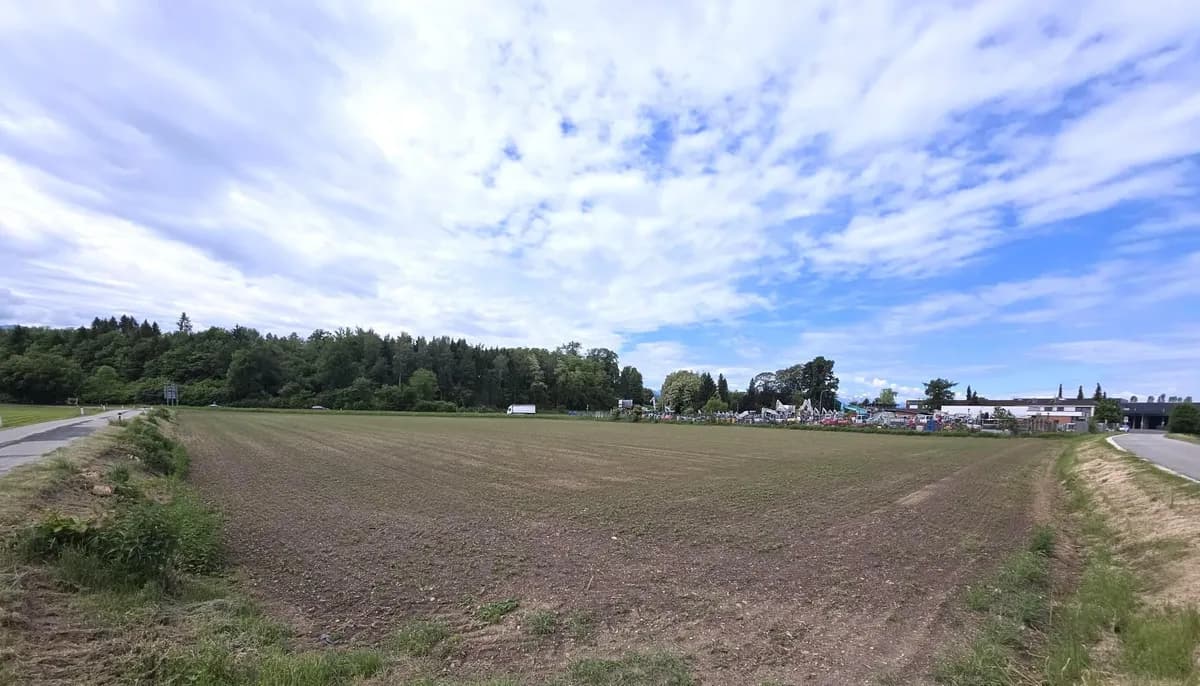Grundstück kaufen in Klagenfurt – 12 854 m², € 2.377.990 – Bild 2 von 6