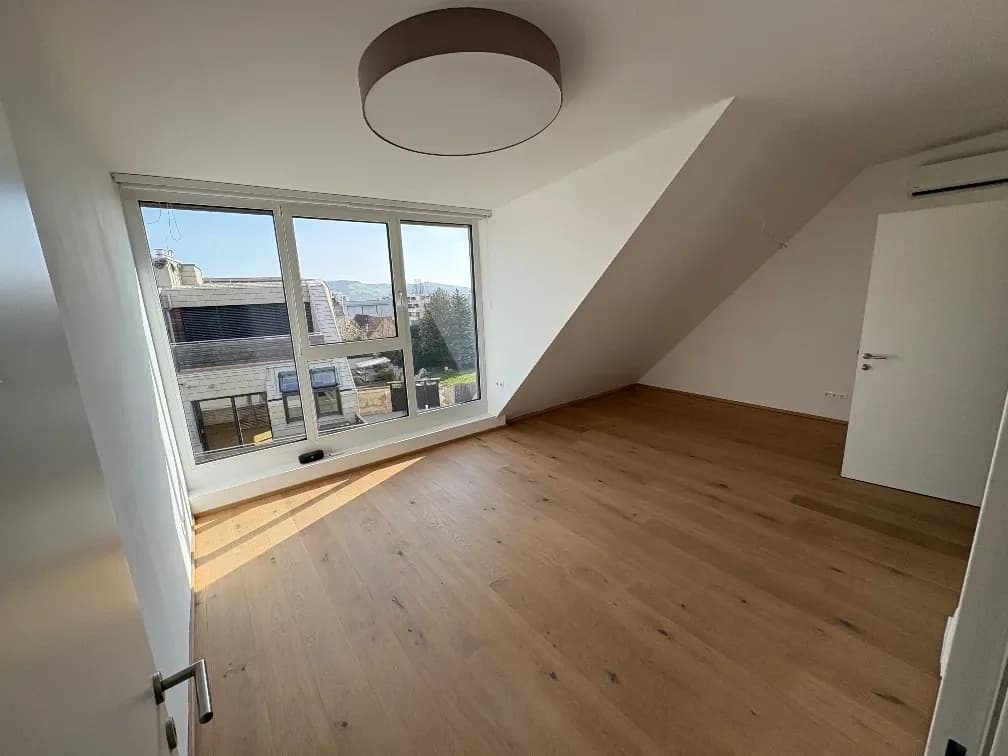 4-Zimmer-Wohnung mieten in Tulln – 147 m², € 3.225 – Bild 9 von 12