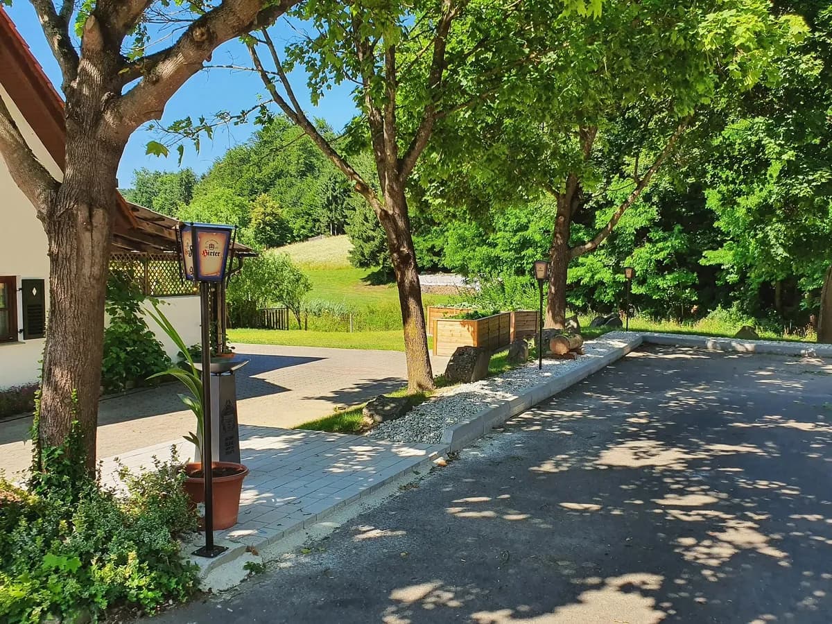 10-Zimmer-Haus kaufen in Jennersdorf – 490 m², € 315.000 – Bild 7 von 15