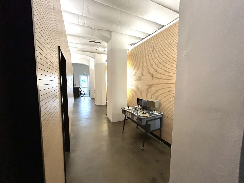 14-Zimmer-Gewerbeimmobilie mieten in Wien – 400 m², € 5.302 – Bild 16 von 17