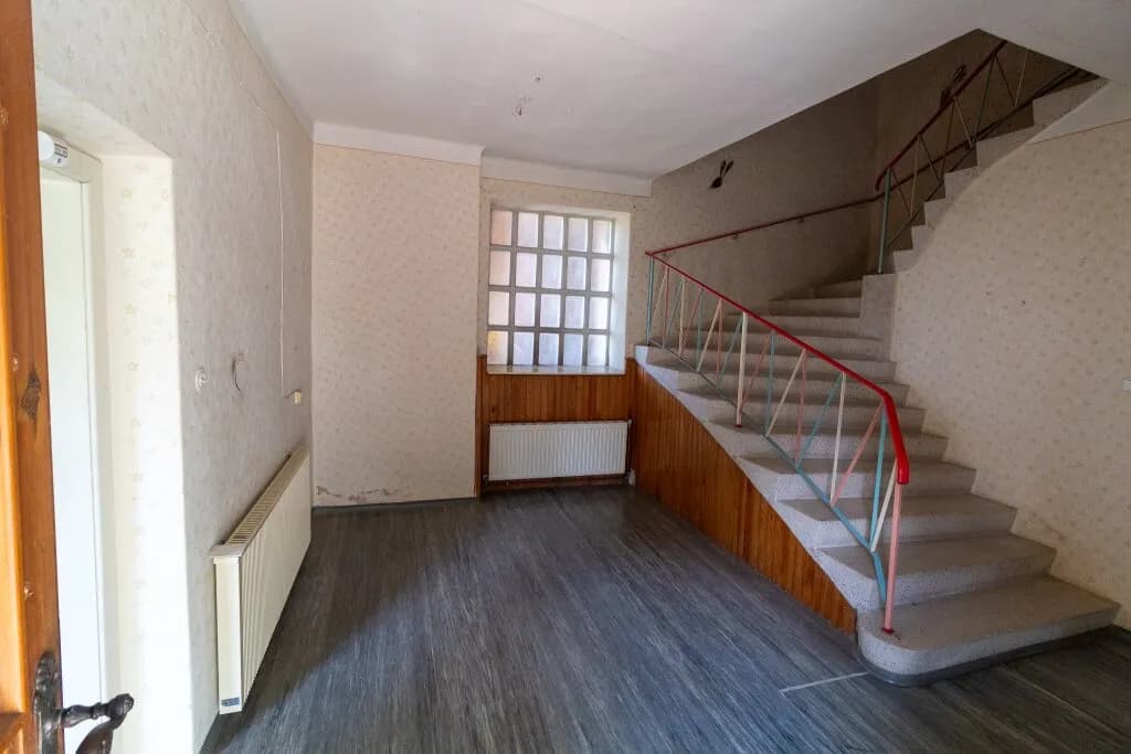 6-Zimmer-Haus kaufen in Mistelbach – 220 m², € 219.000 – Bild 4 von 26