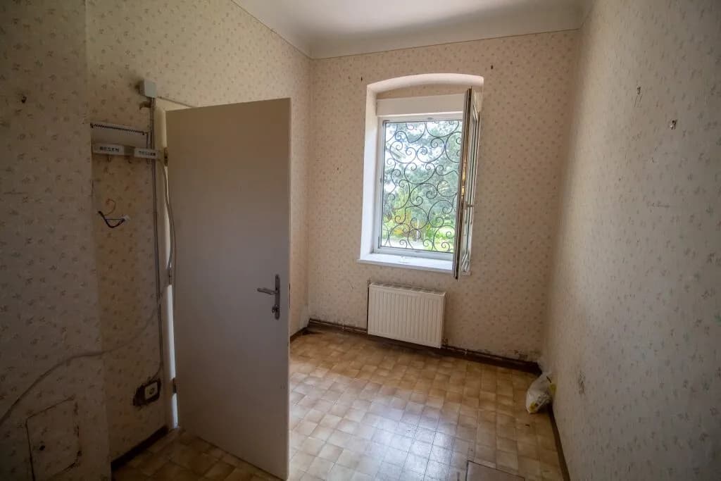 6-Zimmer-Haus kaufen in Mistelbach – 220 m², € 219.000 – Bild 10 von 26