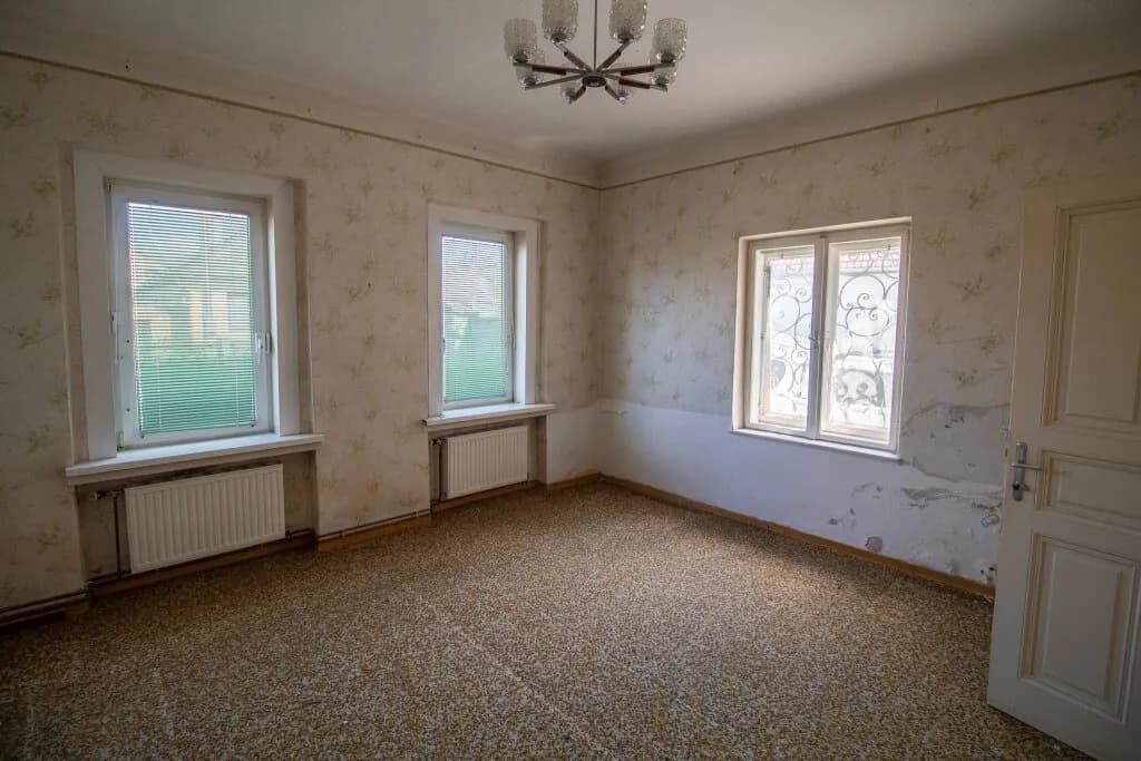 6-Zimmer-Haus kaufen in Mistelbach – 220 m², € 219.000 – Bild 13 von 26