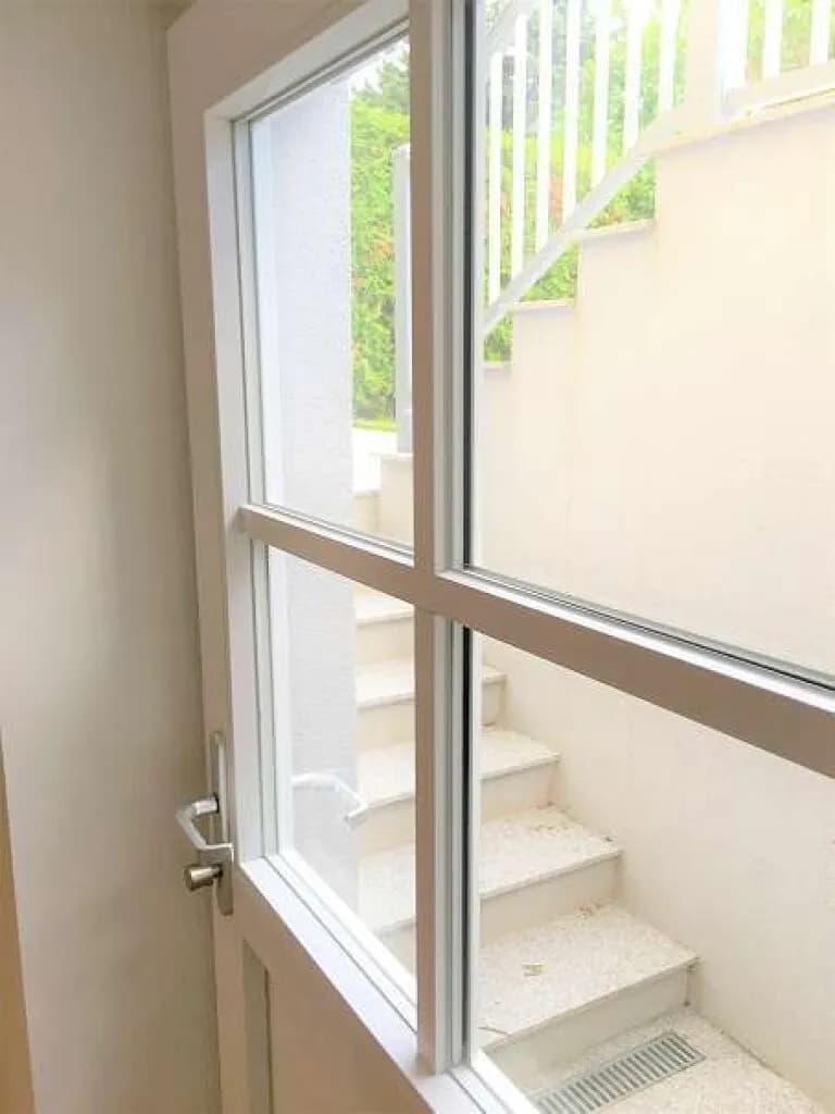 8-Zimmer-Gewerbeimmobilie mieten in Baden – 220 m², € 2.915 – Bild 31 von 47