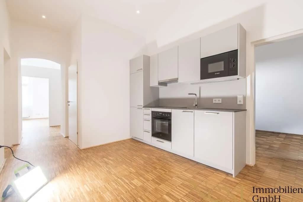 1-Zimmer-Gewerbeimmobilie mieten in Linz – 10 m², € 577 – Bild 4 von 10