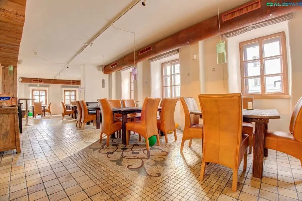 9-Zimmer-Gewerbeimmobilie kaufen in Wien – 561 m², € 3.000.000 – Bild 10 von 39